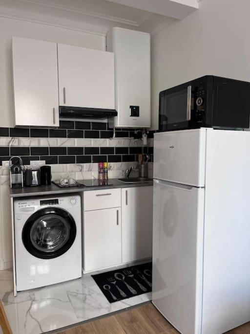 Appartement T2 Aux Portes De Paris Asnières Kültér fotó